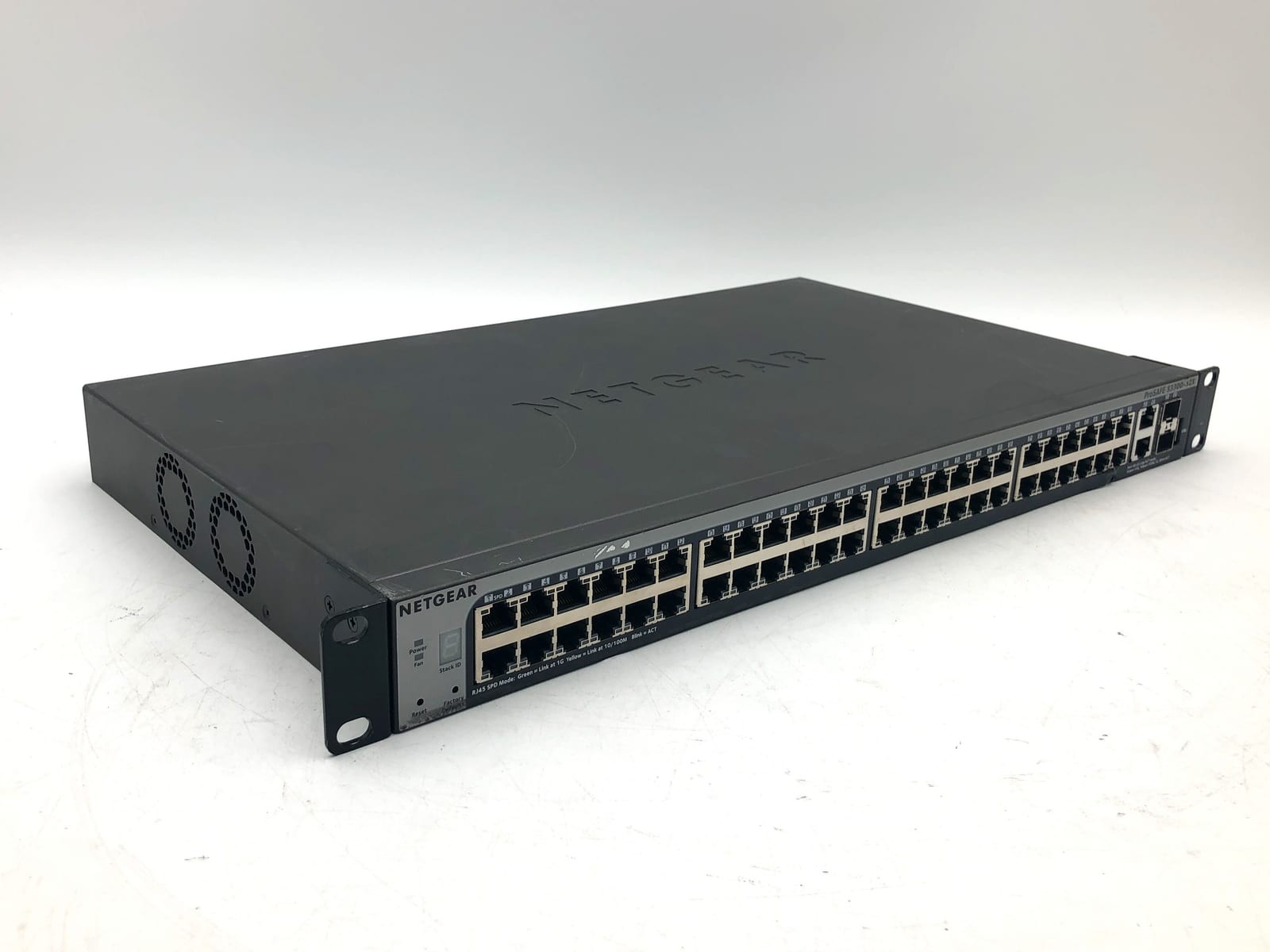 NETGEAR ProSAFE S3300-52X GS752TX 48-Port Gigabit Smart Managed 10G Switch