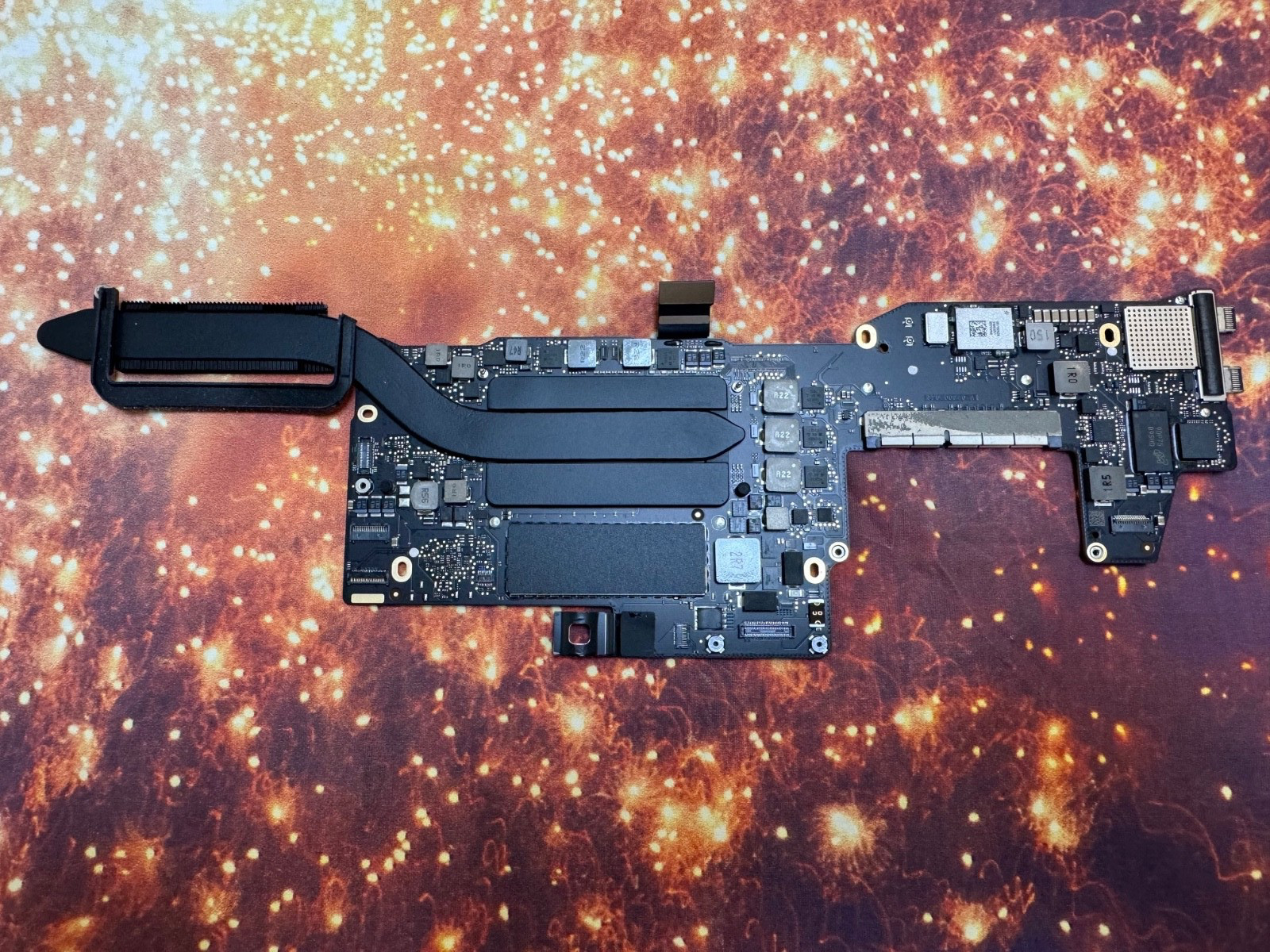 MacBook Pro A1708 A2016 Logic Board 2.0Ghz  i5 – 8GB 16GB – 256GB 512GB