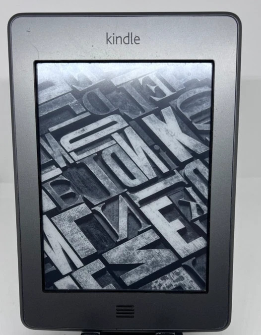 Amazon Kindle Touch D01200 4th Gen 4GB Wi-Fi 6in