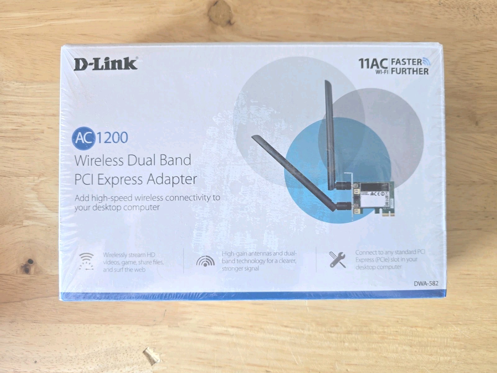D-Link AC1200 Wireless Dual-Band PCIe 5G High-Gain Gaming Wi-Fi Adapter DWA-582
