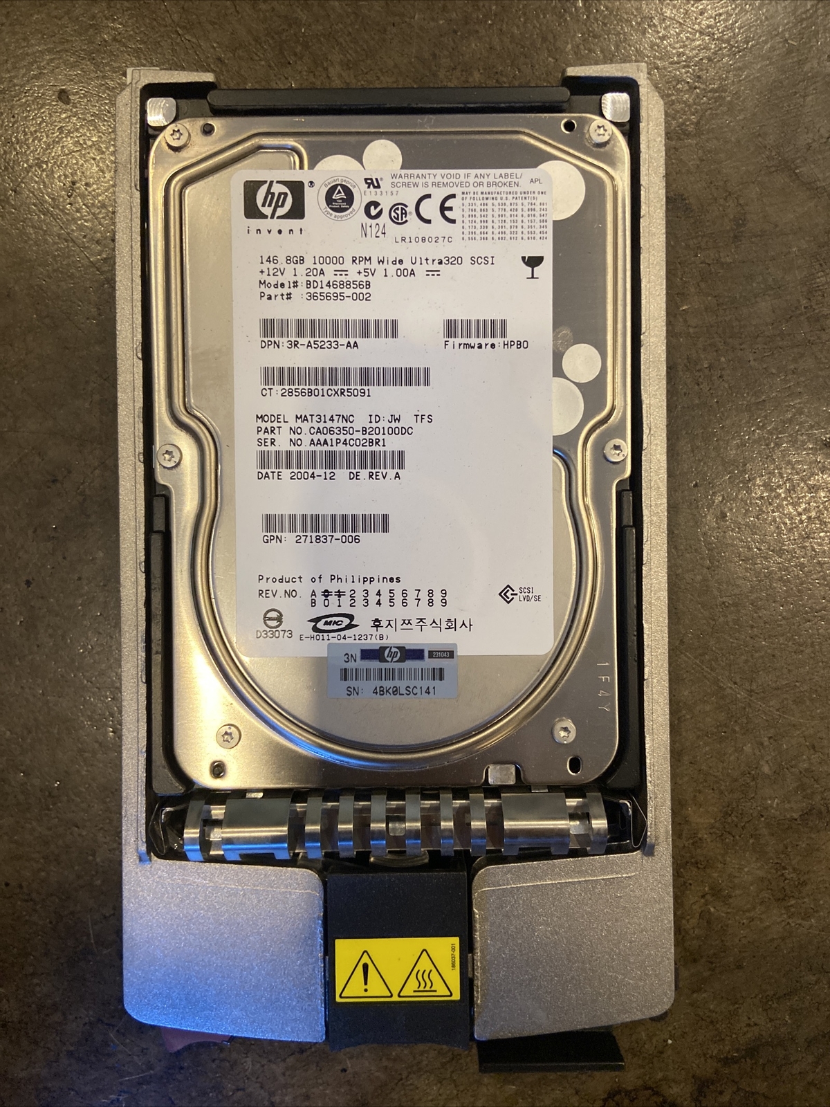 HP MAT3147NC 146.8GB Hard Drive BD1468856B w/Ultra 320 SCIS 10 K Caddy