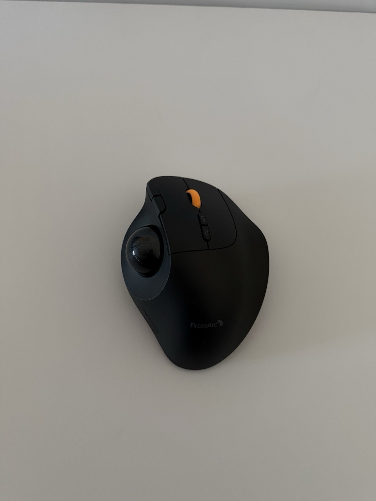ProtoArc EM02 Wireless Ergonomic Optical Trackball Mouse 1600 DPI 6-Button Black