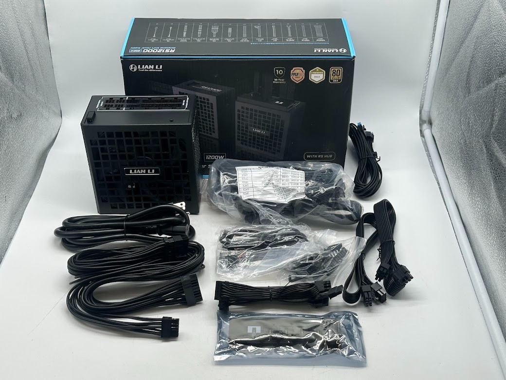 Lian Li RS1200W with Hub 1200 Watt 80 Plus Gold ATX Fully Modular Power Supply