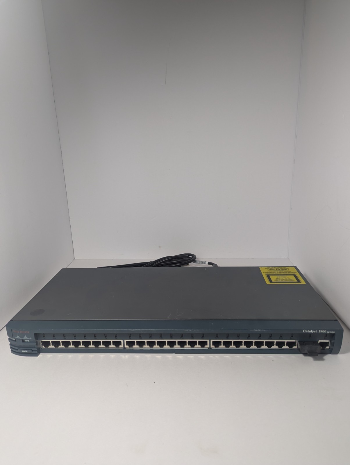 Cisco Catalyst 1900 Series WS-C1924C-EN 24-Port Enterprise Switch Network Hub