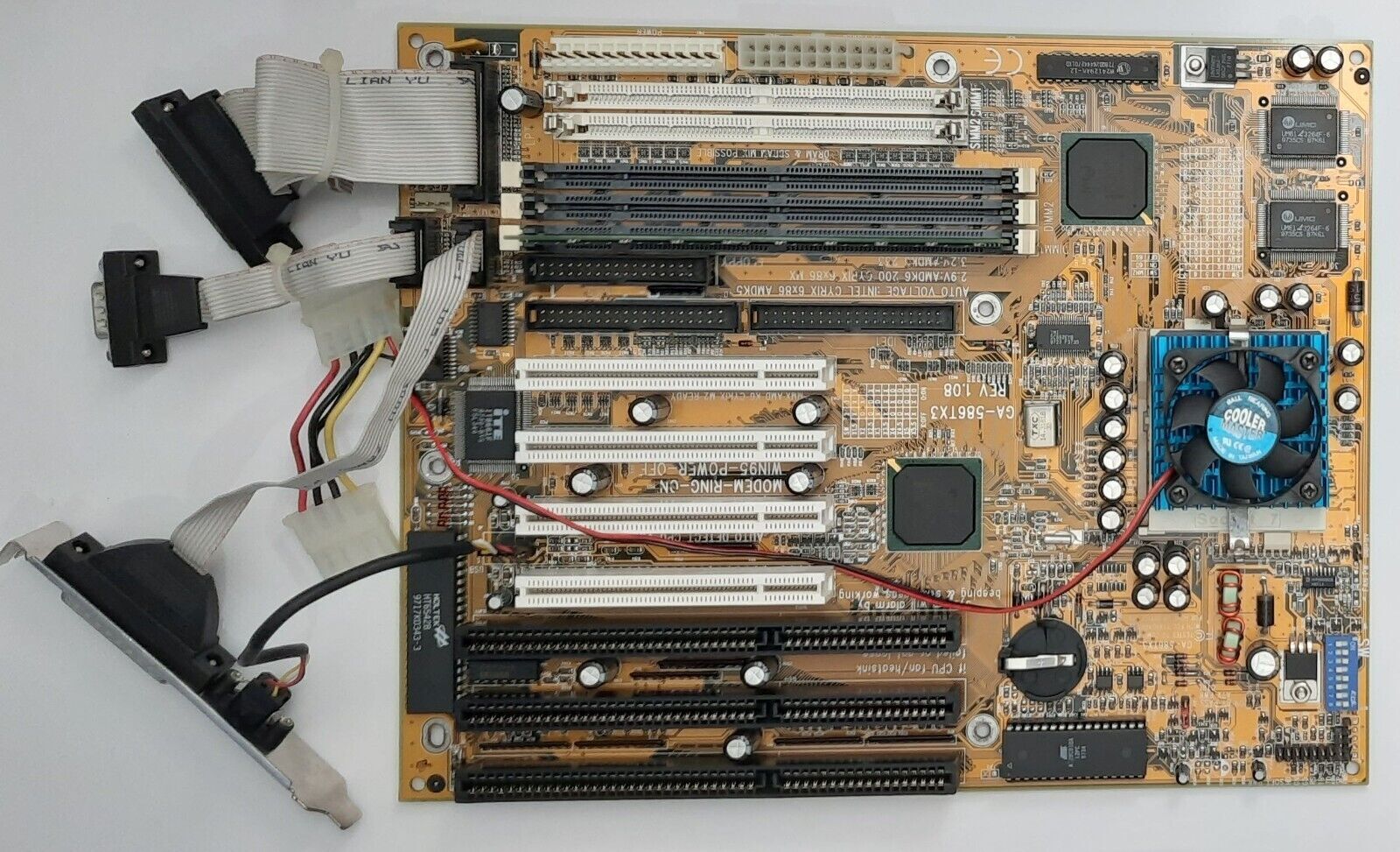 Gigabyte GA-586TX3 i430TX Socket 7 ISA Retro Motherboard + AMD K6-2 300MHz + 64MB