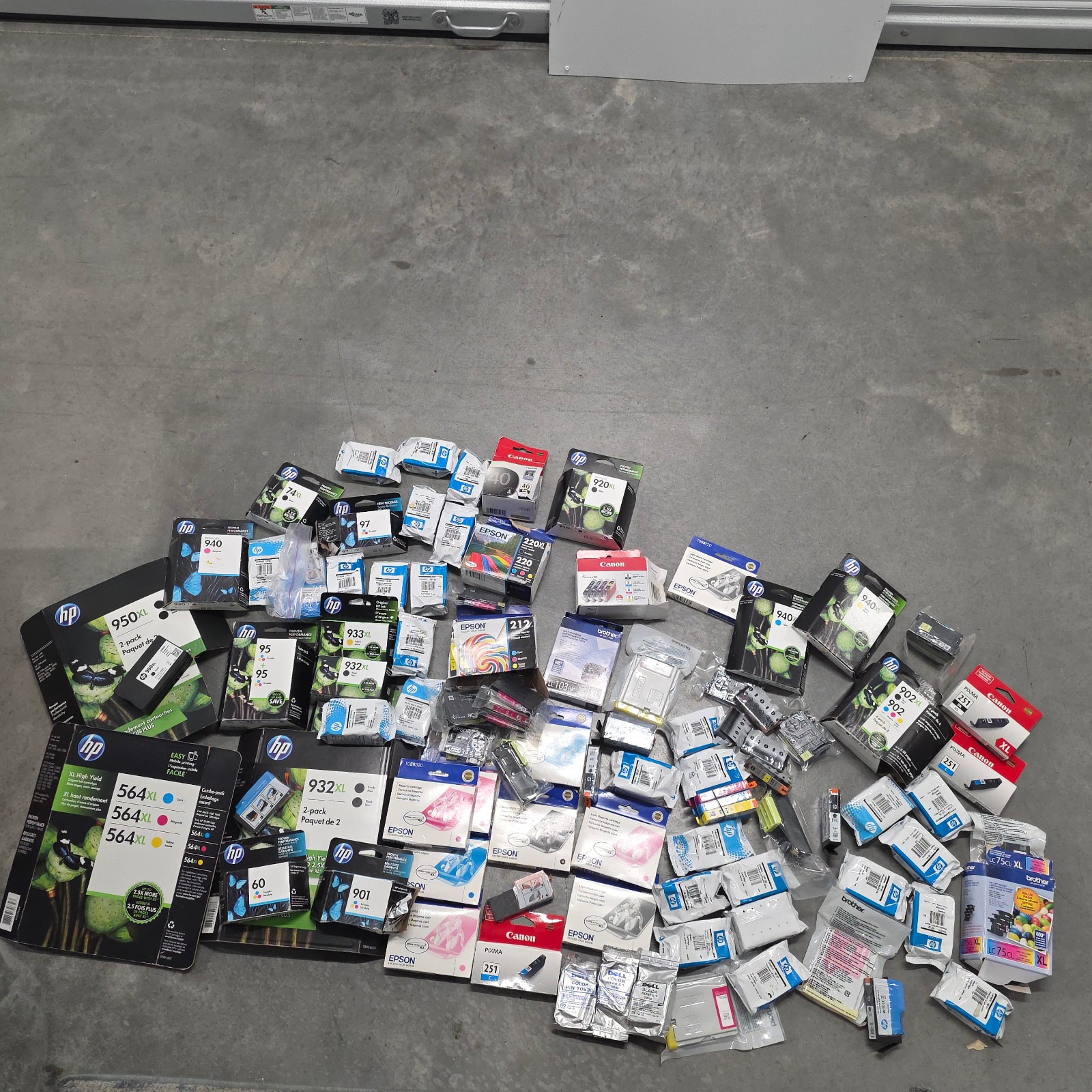 Lot of Genuine Expired OEM Ink Cartridges All Sealed Epson HP Brother Canon Etc