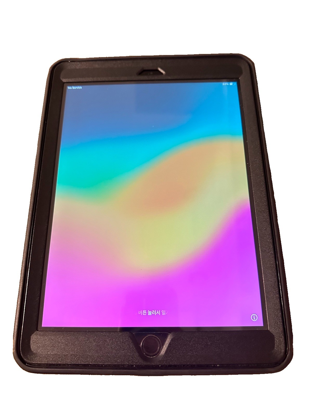 Apple iPad (6th Gen) 32 GB, Wi-Fi, Cellular 9.7 in Silver With Black Otter Box