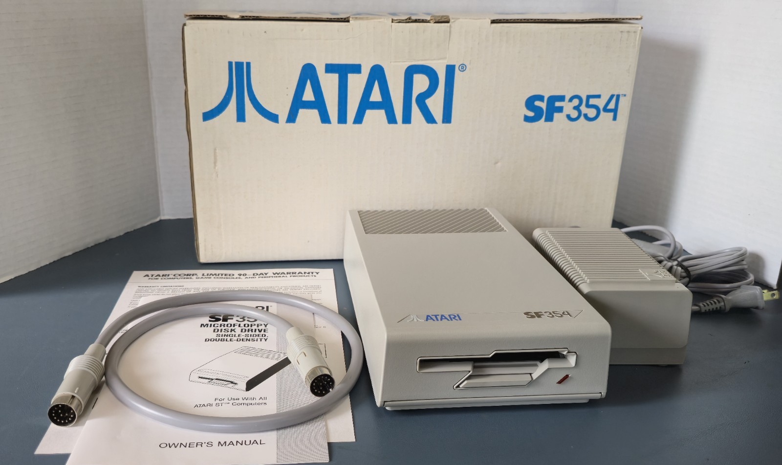Atari ST SF354, power adapter, I/O cable, box, manual for parts/repair AS IS