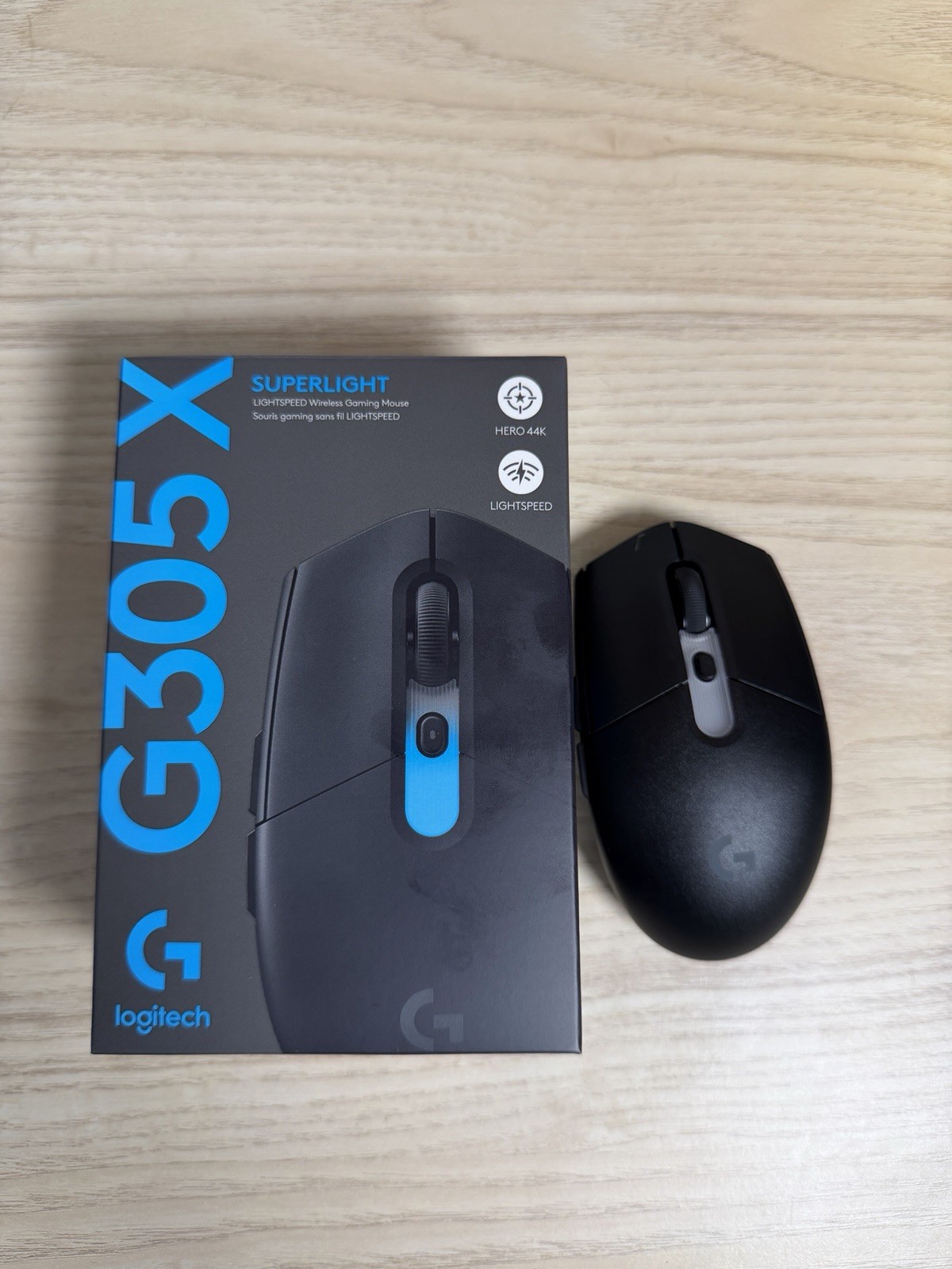 Logitech G305 X SUPERLIGHT Wireless Gaming Mouse Black 44K w/ Box USB-C