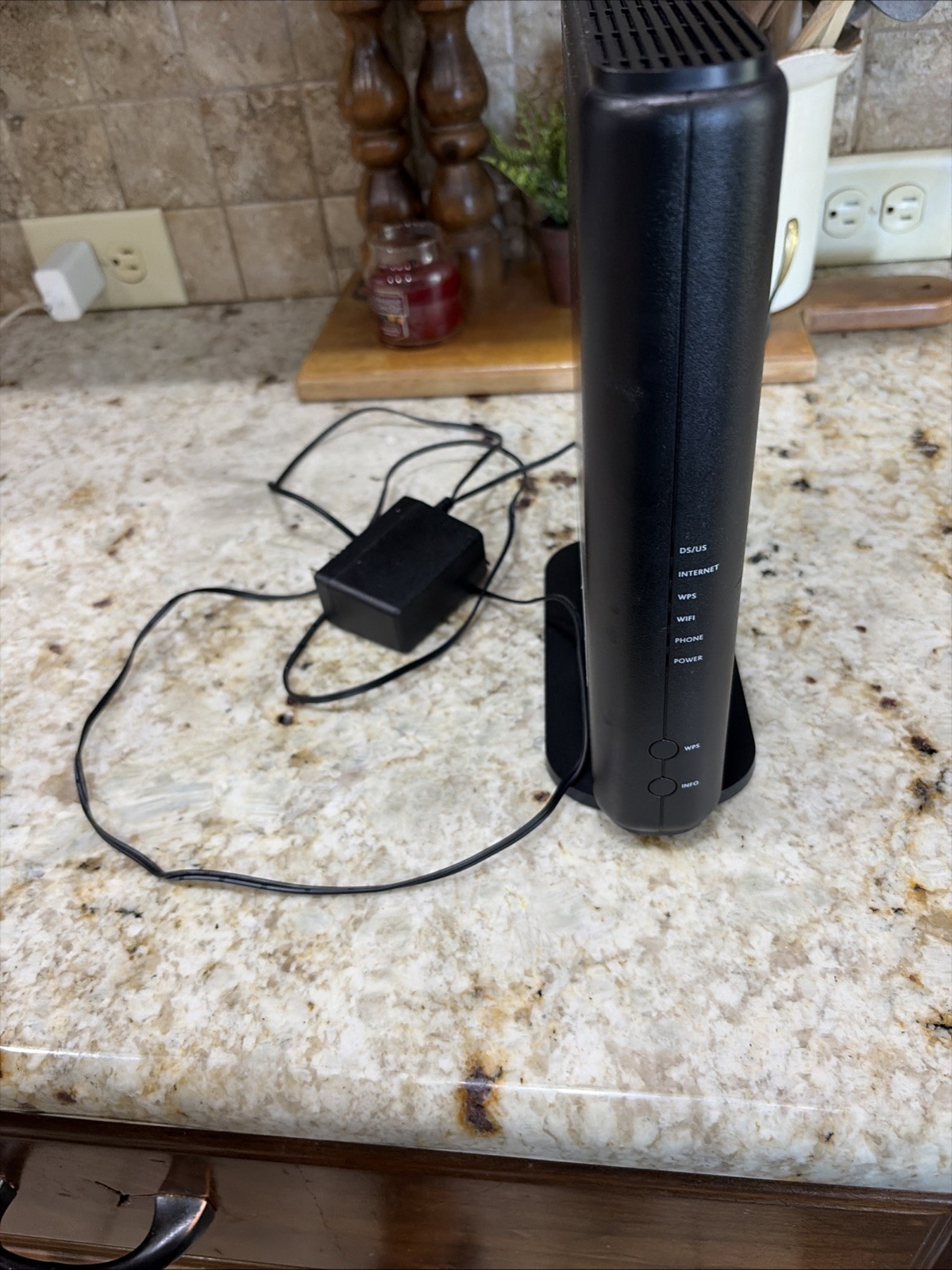 Altice WiFi Cable Modem Gateway Router Model UBC1326 w/  Power Adapter