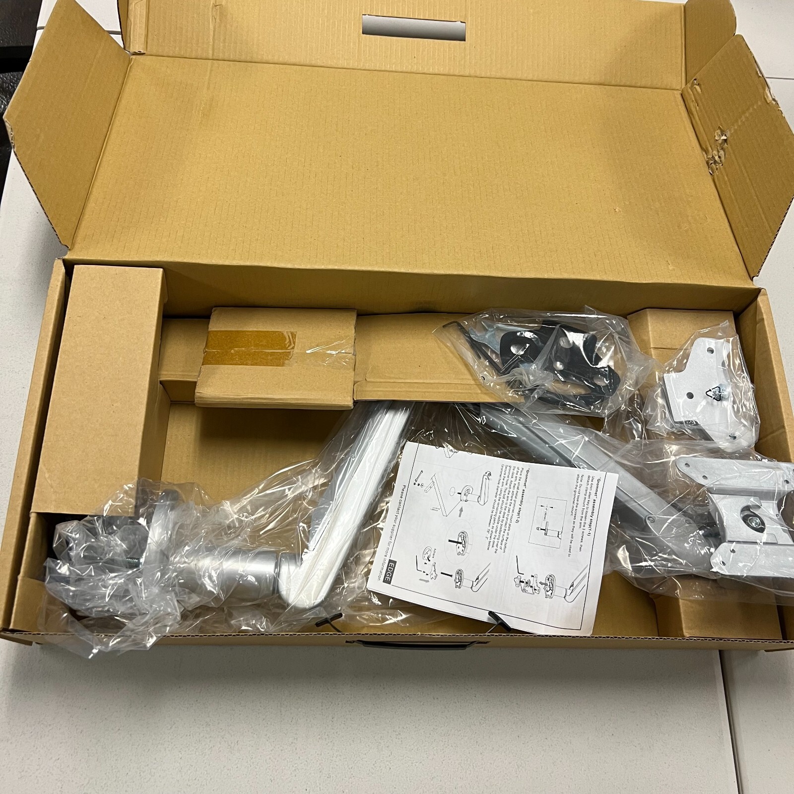ESI Ergo EDGE Silver Ergonomic Single Monitor Arm EDGE-SLV, NEW