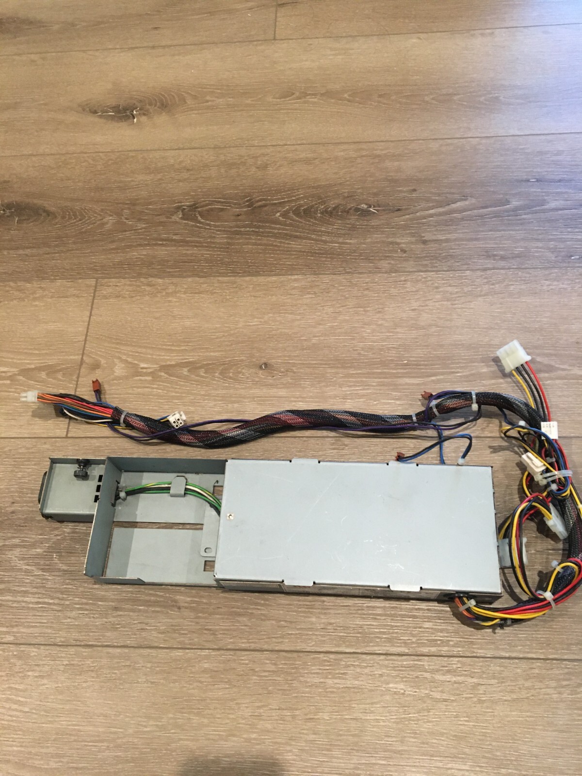 WIN TACT WP609A11 1U Rack Server ATX 220W POWER SUPPLY VA LINUX Sys 103623-00