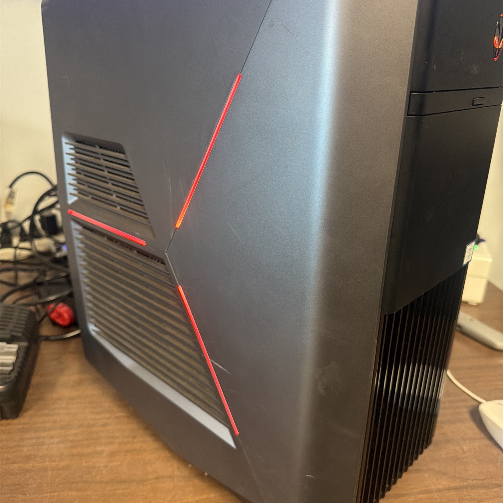 Alienware Aurora R6 Gaming Desktop – i7-7700, GTX 1060 6GB, 48gb RAM, 1TB HDD