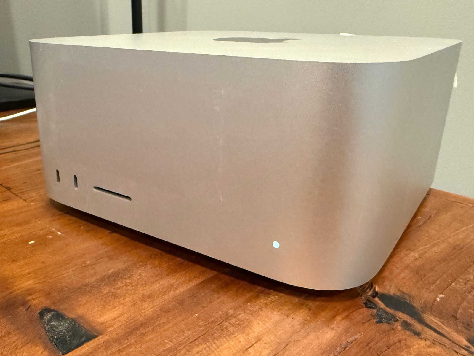 Apple Mac Studio - M1 Max - 64GB - 24C GPU - 1TB Storage - 10Gb LAN