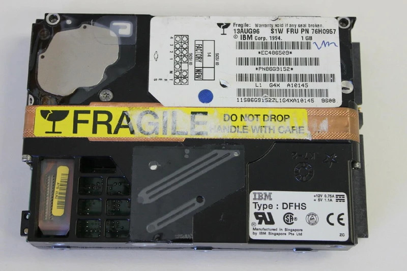 Dfhs ibm 2.1GB scsi 50 pin narrow ultra 68PIN hard drive 3.5 inch