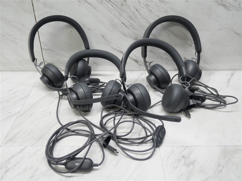 Lot of 4 Logitech Zone Wired UC A-00100 USB-C Headsets Mic 981-000876 TESTED