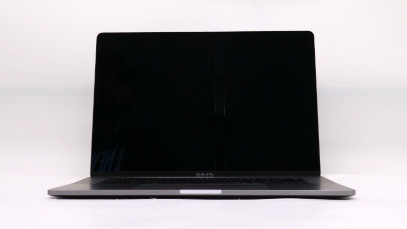Apple Macbook Pro 15" i7-8850h 16GB 512GB READ DESC