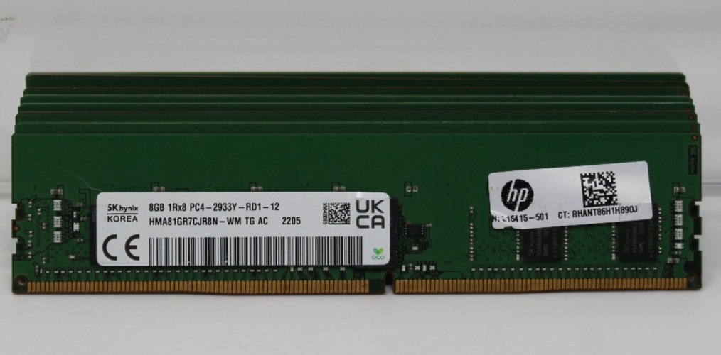 Lot of 8 Hynix 16 GB DDR4 2993Y HMA81GR7CJR8N Server Memory