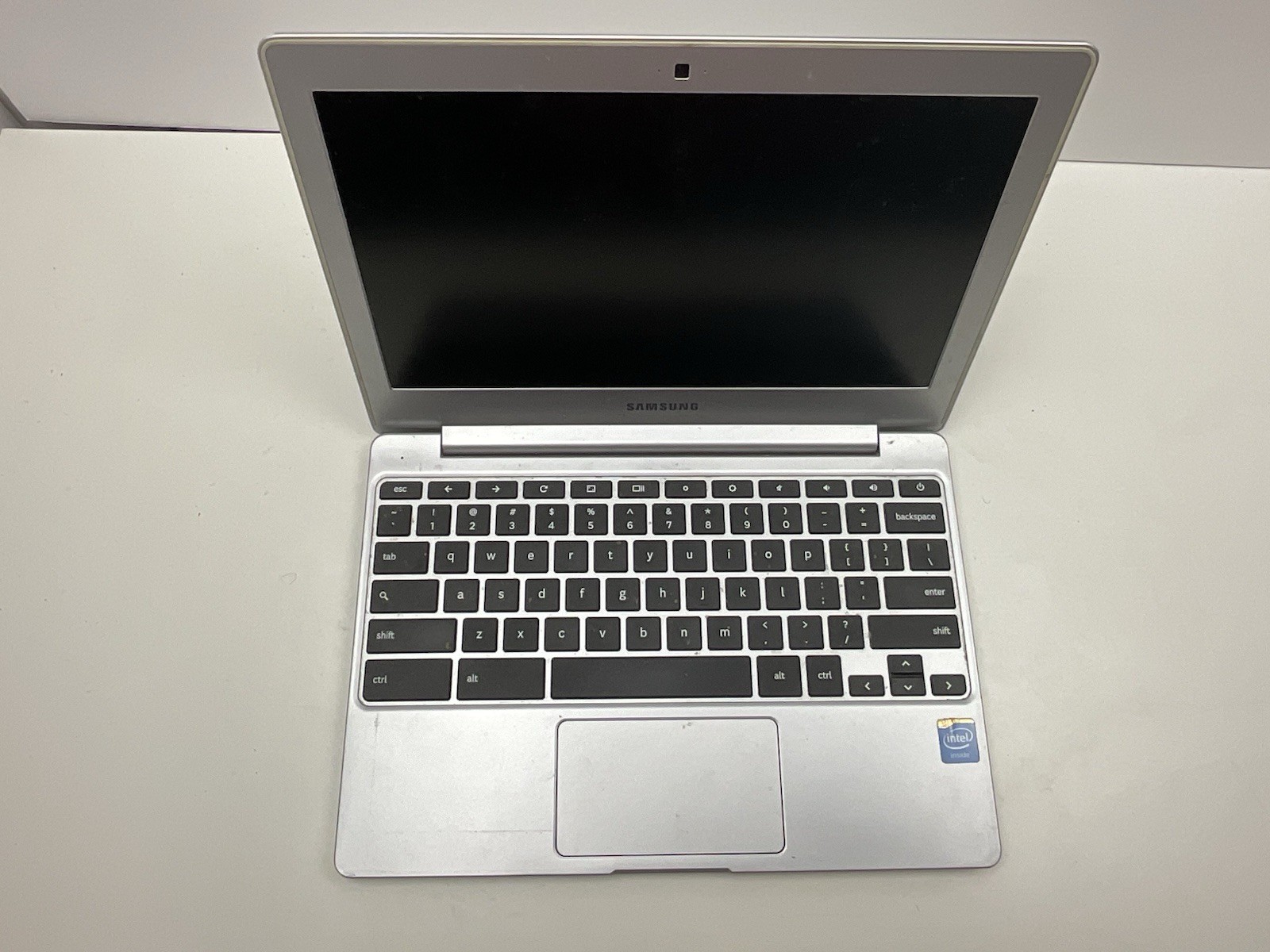 Samsung XE500C12 Dual-Core 2.16GHz 2GB 16GB SSD 11.6" LED Chromebook FOR PARTS