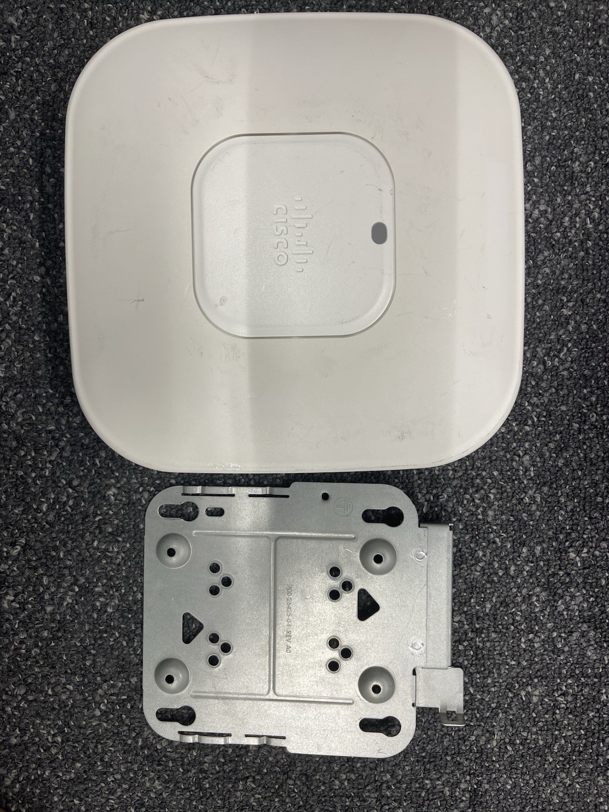 Lot of (5x) Cisco AIR-CAP3602I-A-K9 802.11n Dual Band Access Point + Bracket