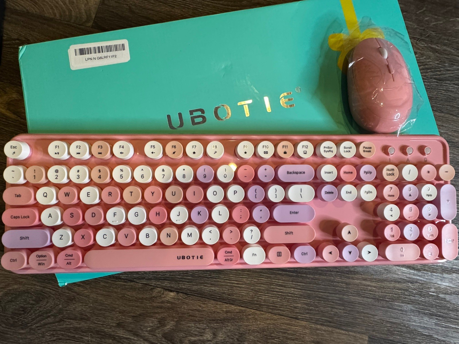 UBOTIE Wireless Retro Keyboard And Mouse Combo
