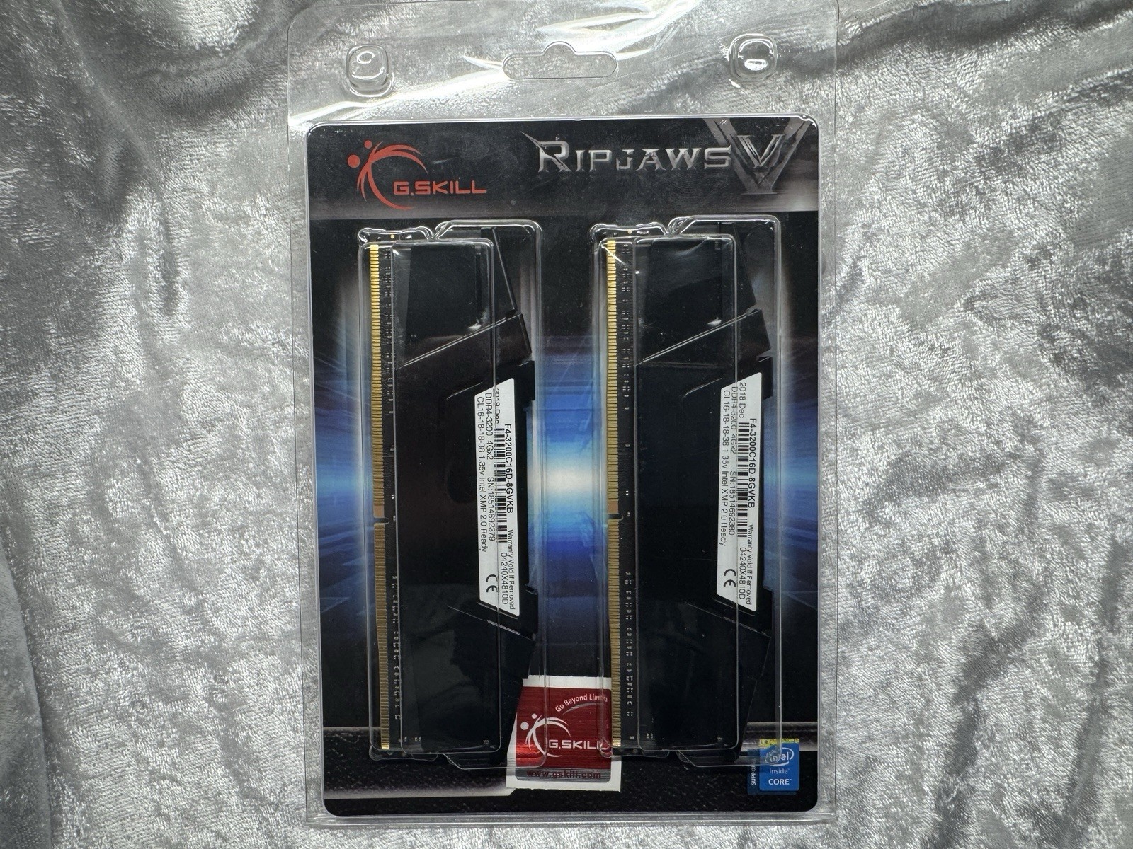 G.SKILL Ripjaws V DDR4 SDRAM DIMM DDR4-3200 16GB (2x8GB) 288-Pin Memory Kit
