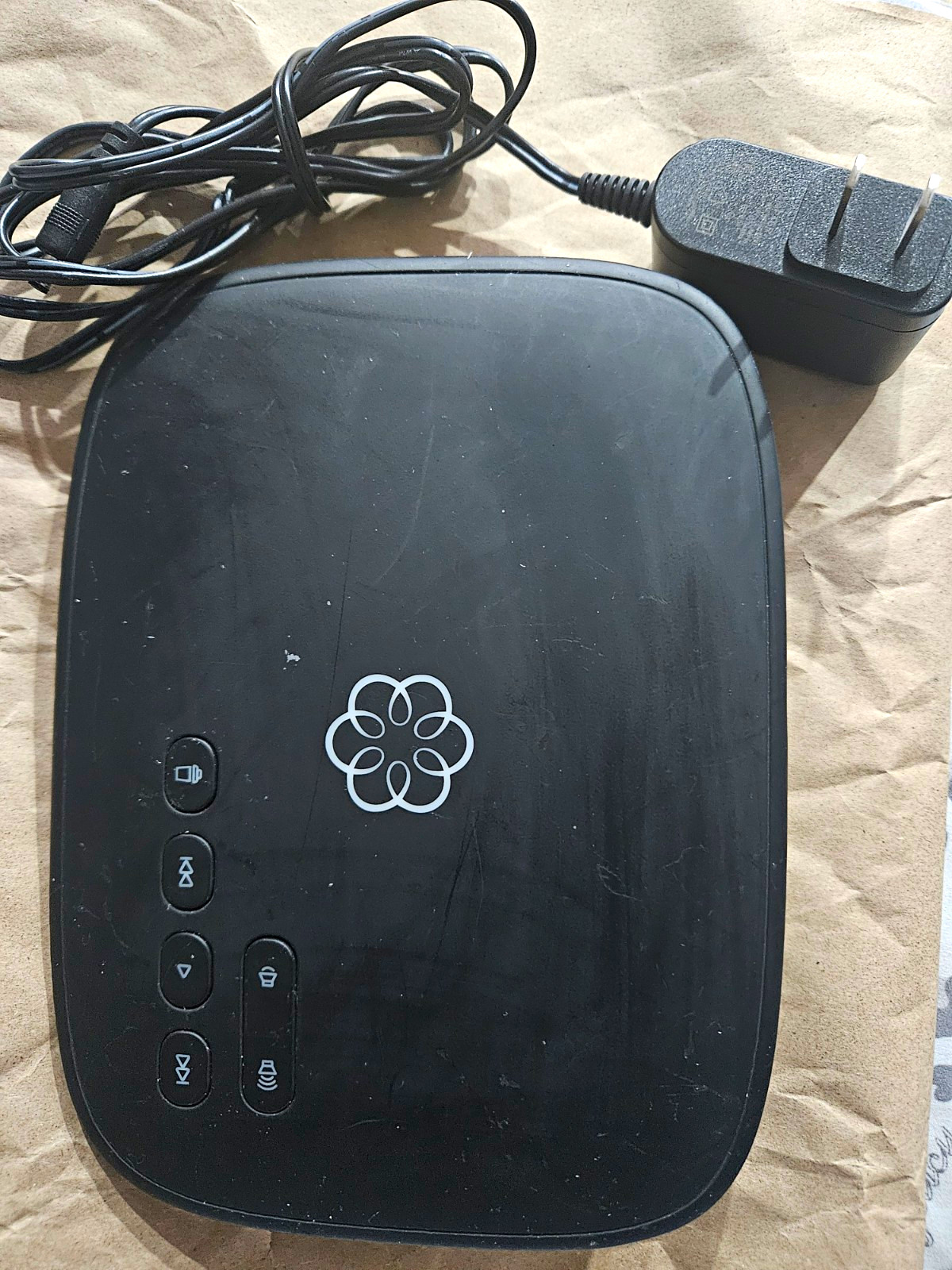 Ooma Ooma Telo VoIP Home Phone Adapter GSM Gateway Black w/ Power Adapter