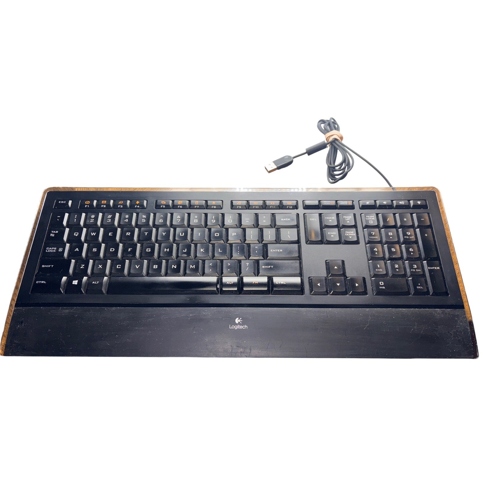 Logitech K740 Illuminated Wired USB Keyboard Backlit Y-UY95 820-005616 Tested