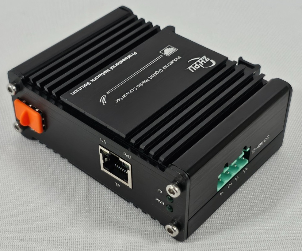 PoE 30W Media Converter Hardened Industrial 12-48V Power Over Ethernet DIN Rail