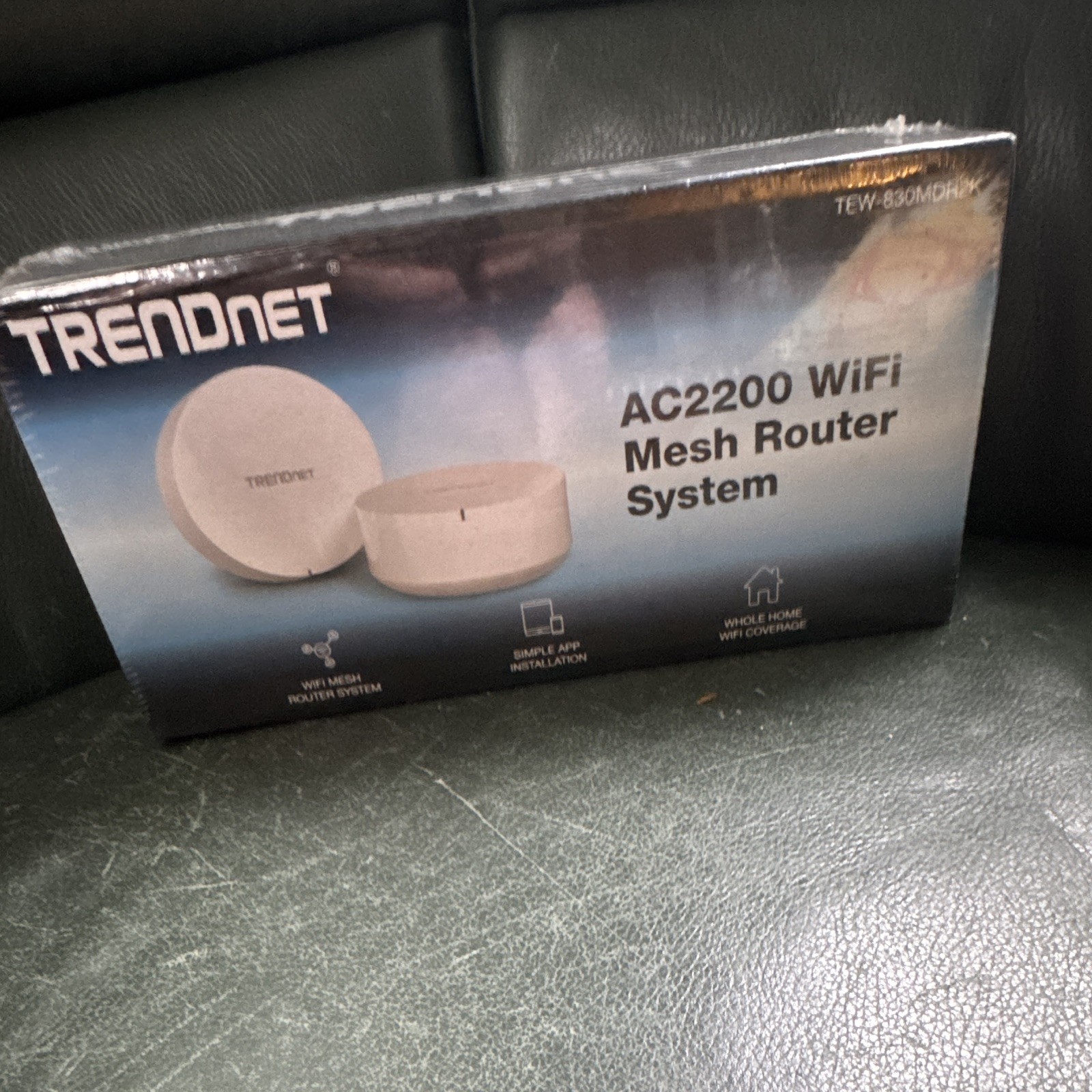 TRENDnet TEW-830MDR2K AC2200 Tri-Band Mesh WiFi Router 2-Pack White