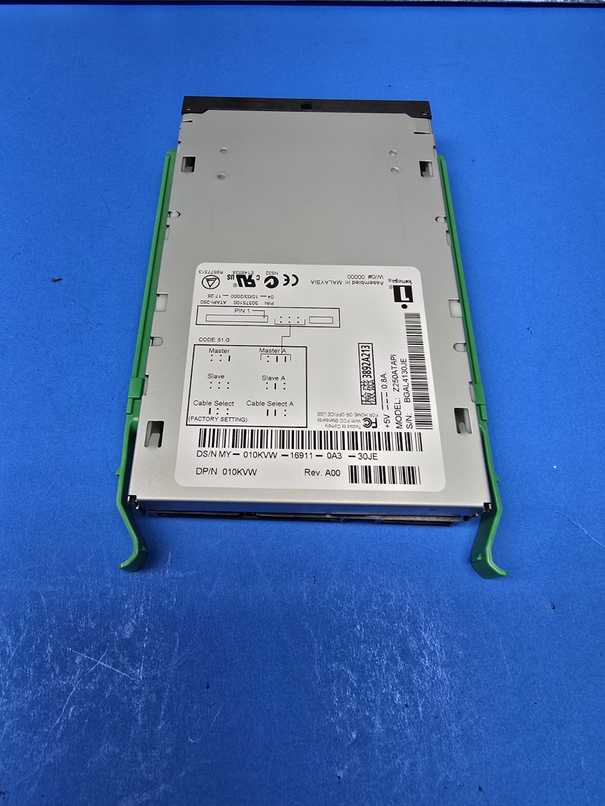 Vintage Iomega Zip 250 Internal IDE ATAPI Drive MODEL Z250ATAPI