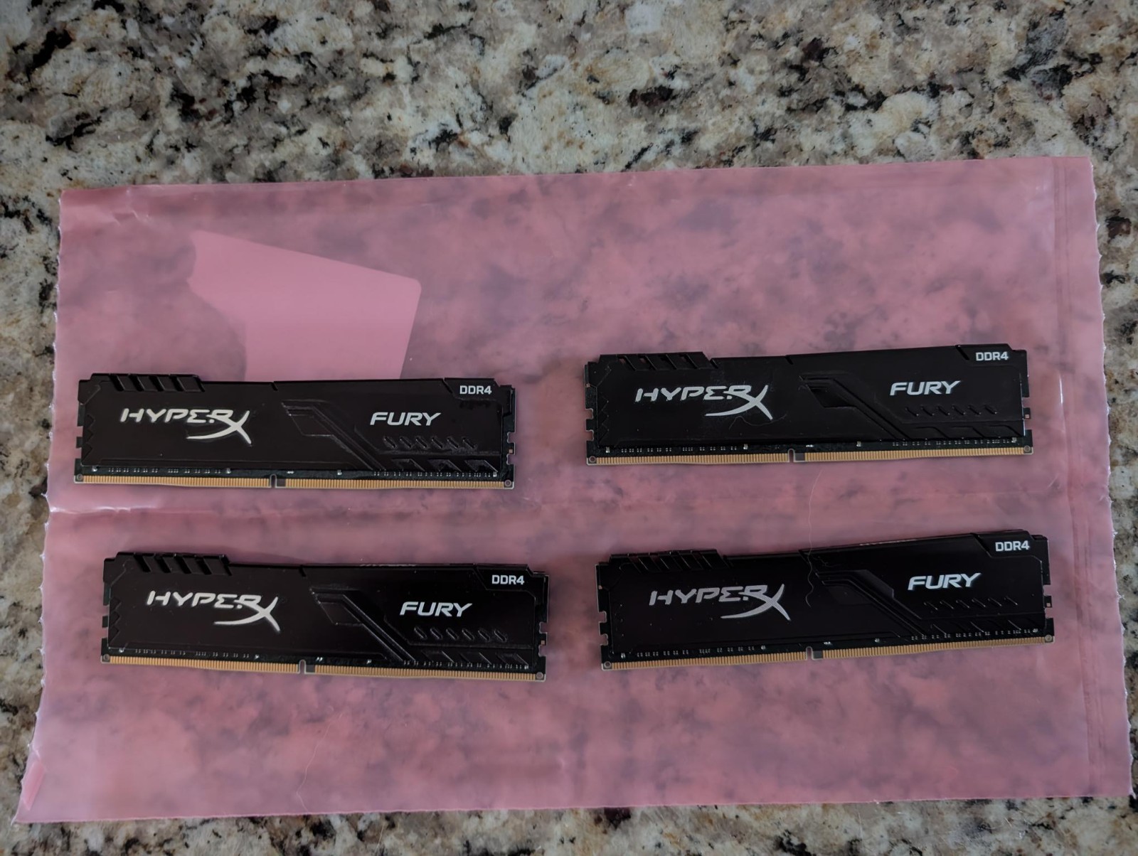 Kingston Hyper X Fury DDR4 3200  ram - 64 GB (4x16GB)
