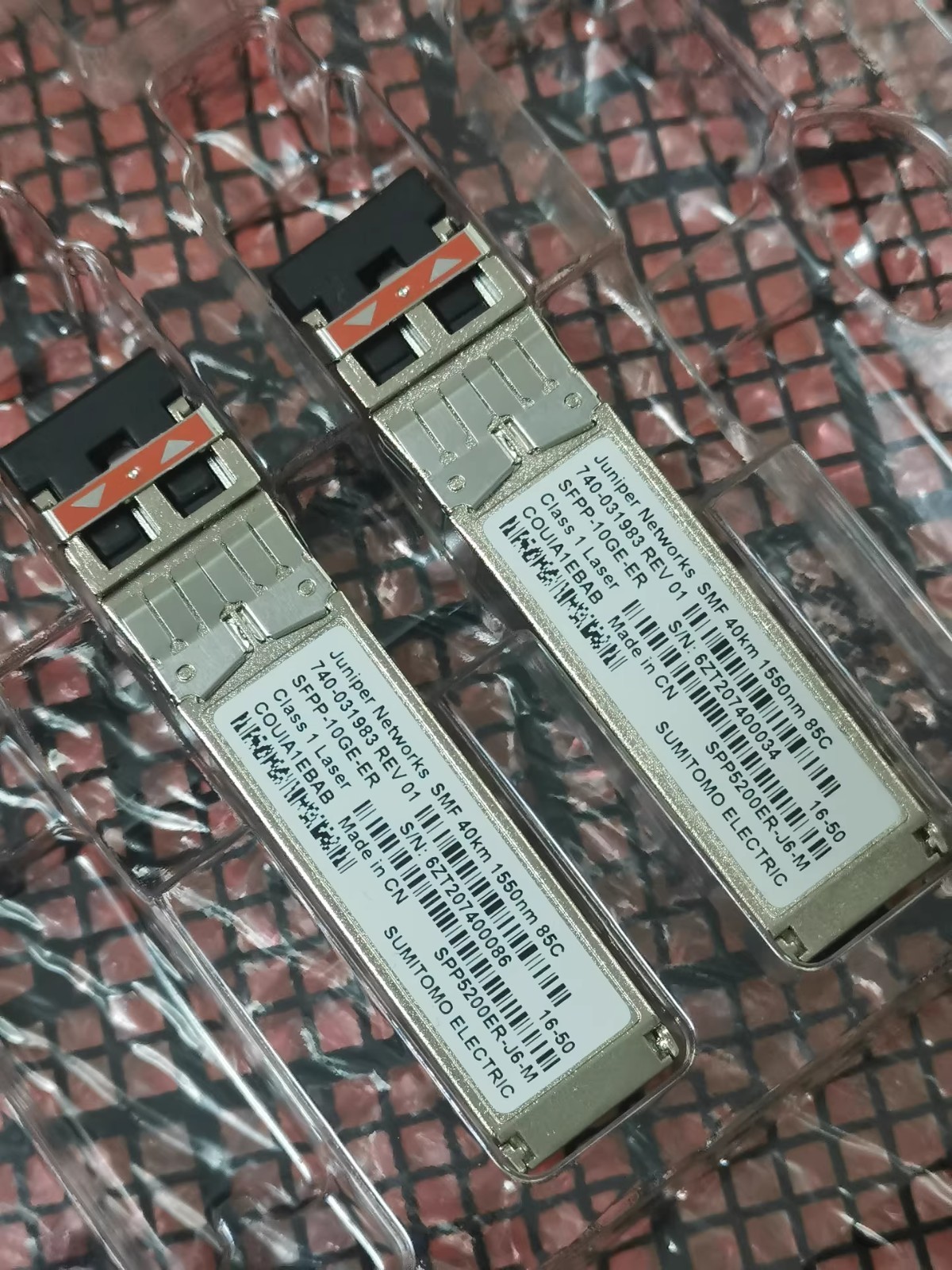 1pcs Juniper  EX-SFP-10GE-ER 1550nm 10Base-ER SFP+ 740-031983 Transceive