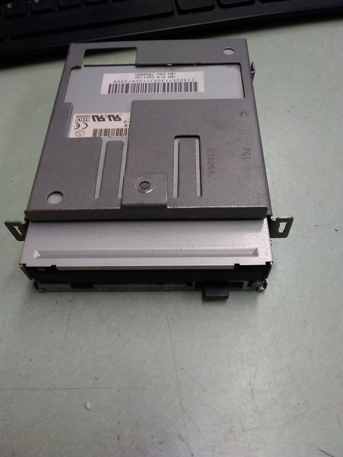 IBM 75H9550 02K1130 3.5 1.44MB FLOPPY DRIVE NEC FD1231H - NO BEZEL