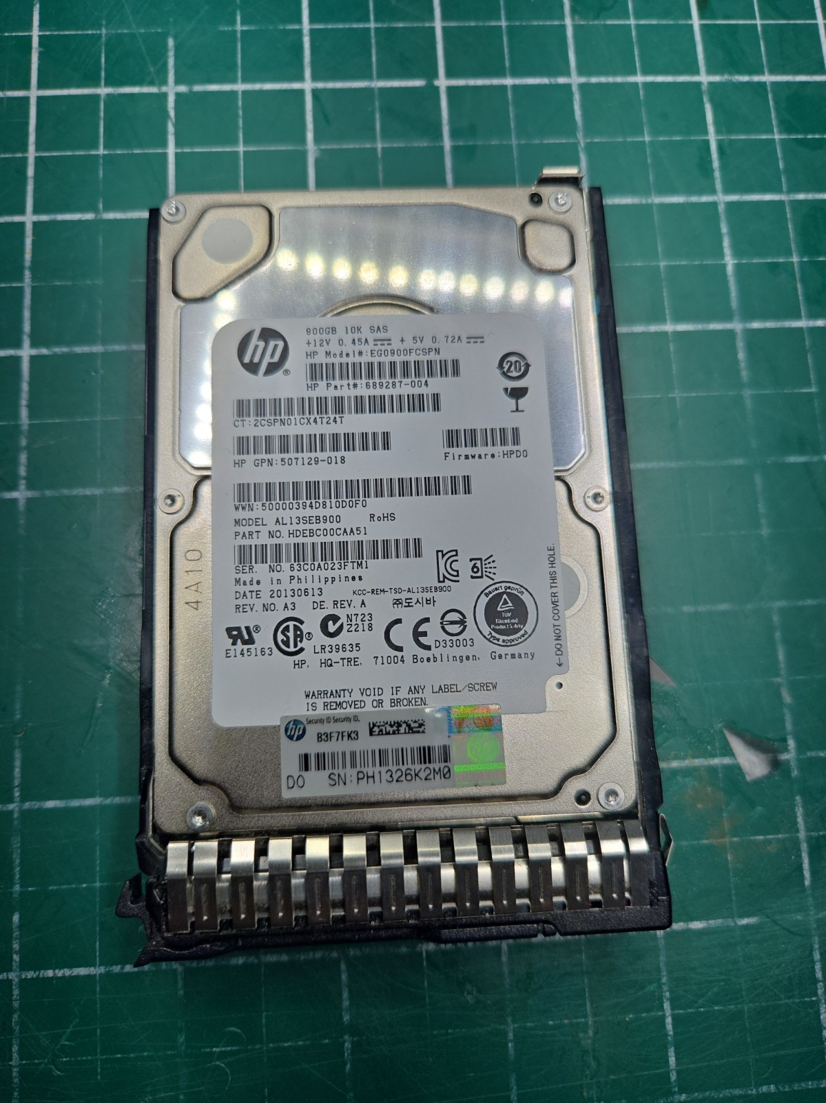 HP EG0900FCSPN 900GB 10K RPM SAS 2.5" Hard Drive 689287-004 w/ Caddy