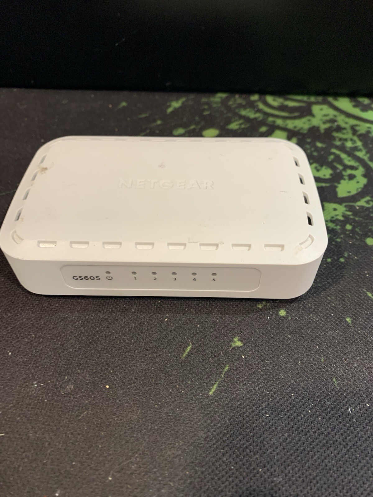NETGEAR GS605 5 Port Gigabit Ethernet Switch