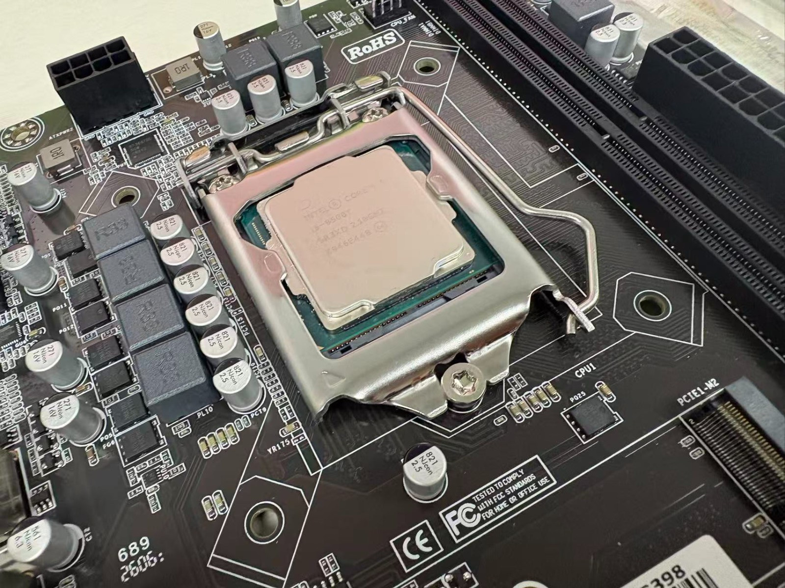 H310 LGA1151 Motherboard w/ i5-8500T CPU DDR4 M.2 NVMe mATX I/O Shield