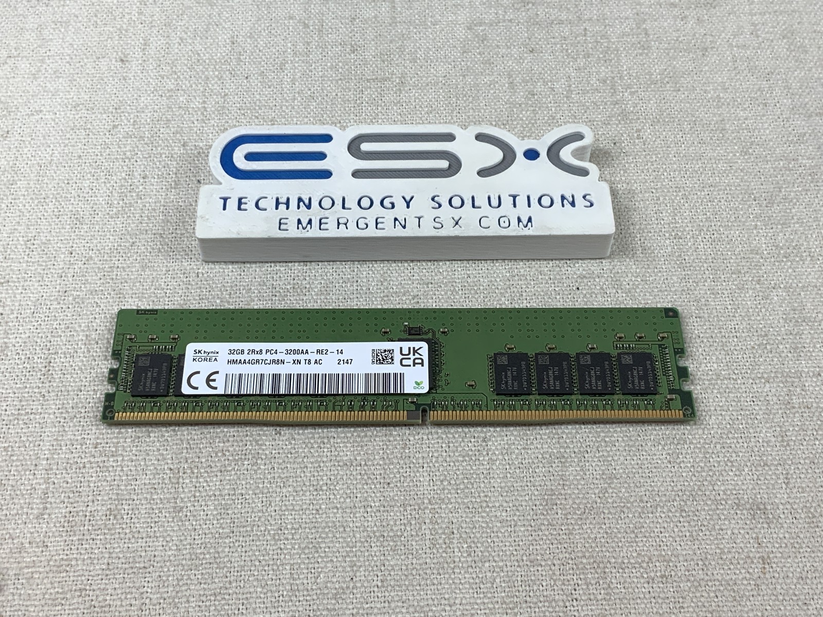 Hynix HMAA4GR7CJR8N-XN 32GB 2Rx8 PC4-3200AA DDR4 ECC Server Memory RDIMM
