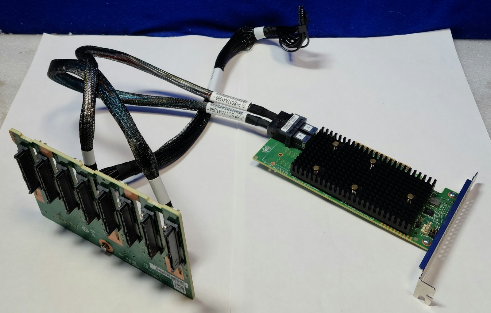 Lenovo RAID 530-8i Controller FRU02JG102, backplane & cables