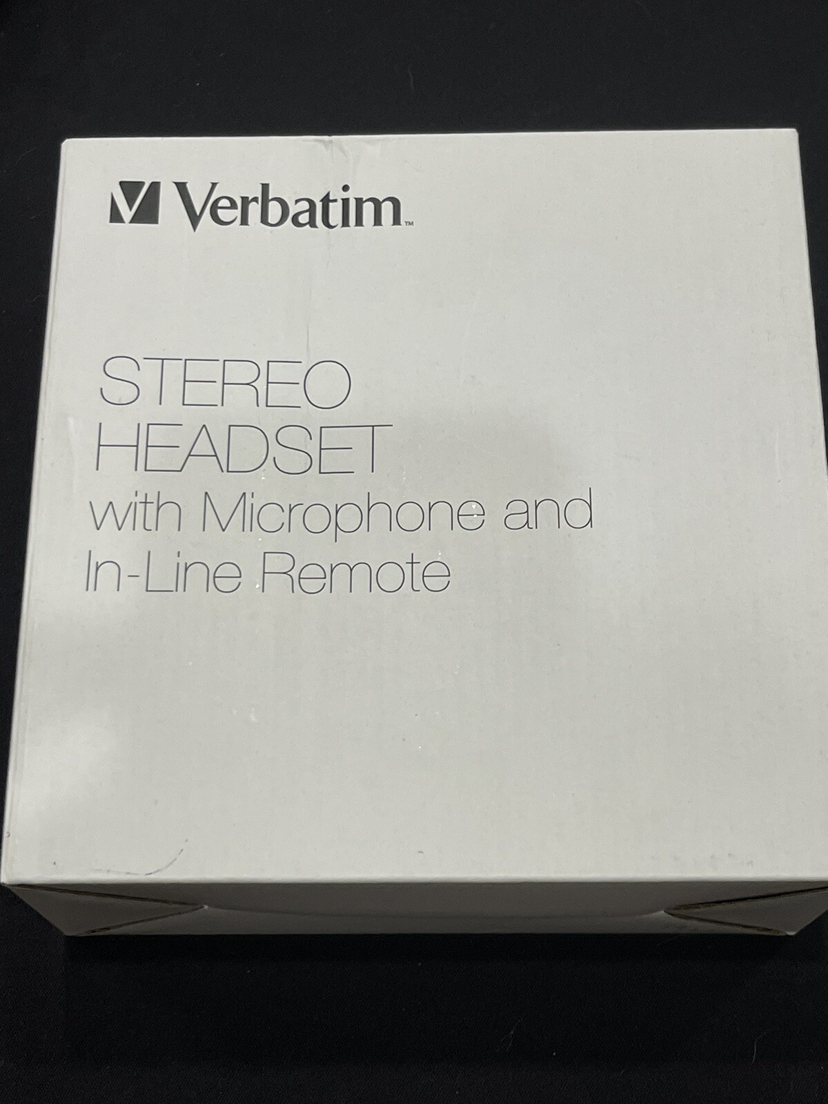 Verbatim 70723 Stereo Headset with Mic and Remote - USB Type-A