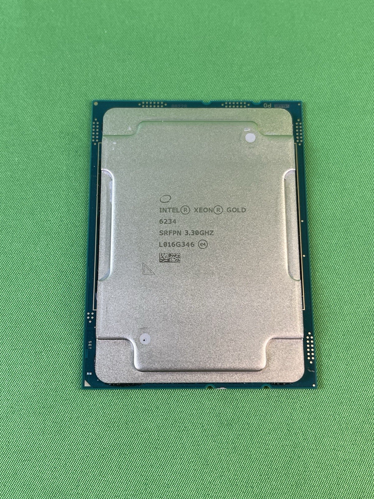 Intel Xeon Gold 6234 8-Core 3.3GHz SRFPN Cascade Lake-SP Processor - Grade A