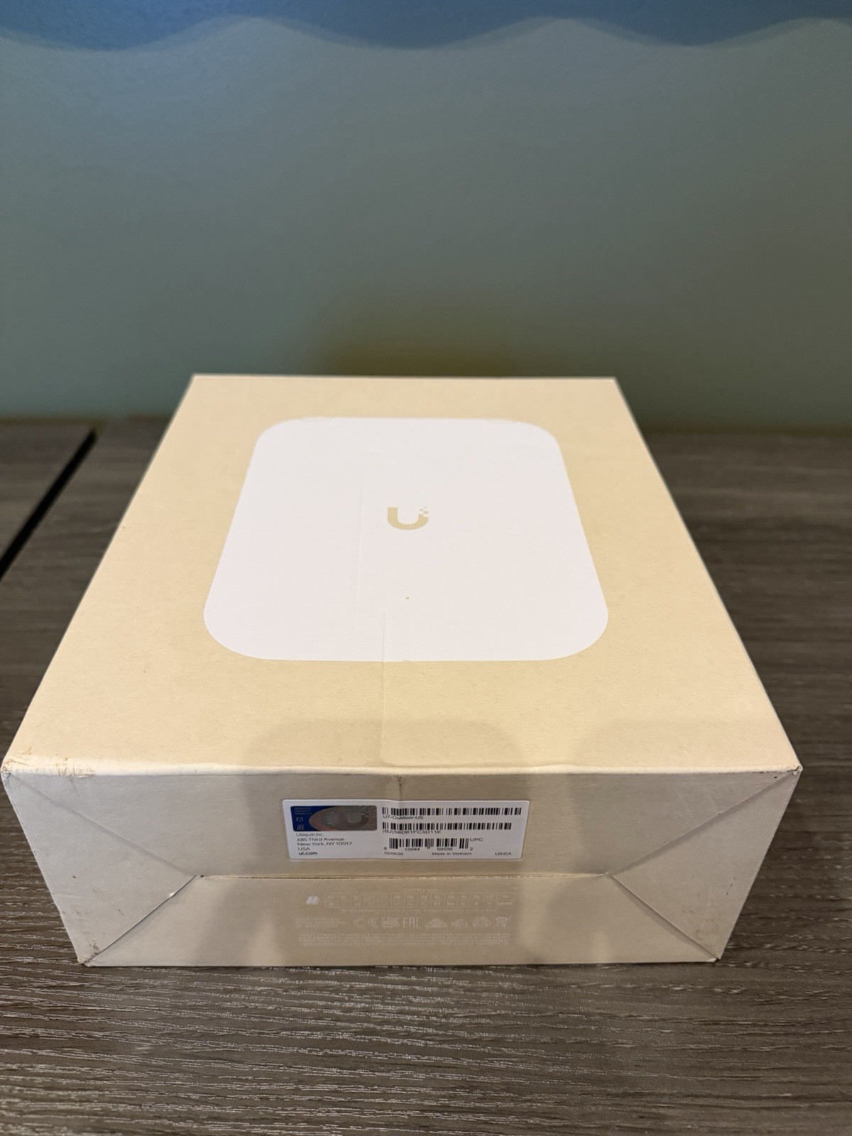 Ubiquiti UniFi U7 Outdoor U7-Outdoor-US WiFi 7 2.5GbE PoE+ Access Point Open Box