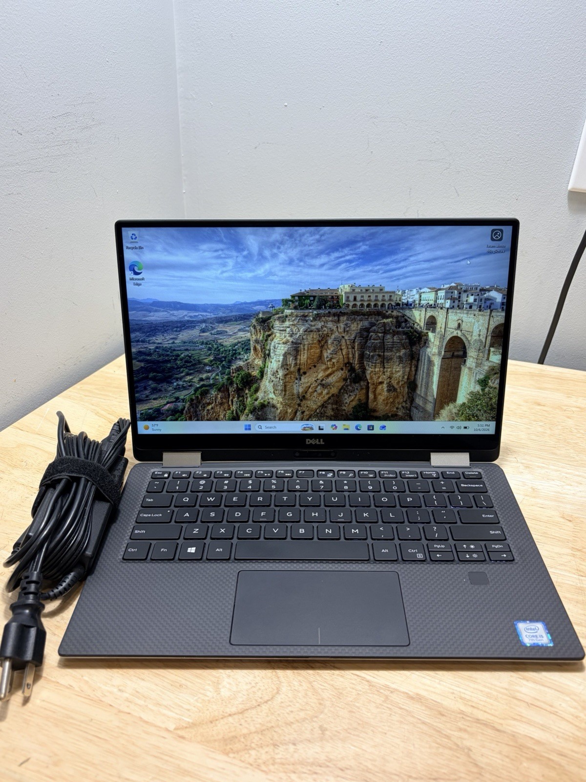 Dell XPS 13 9365 CORE  I5-7Y54 1.20GHZ  4GB 256GB SSD WCAM TOUCH W11 CORD