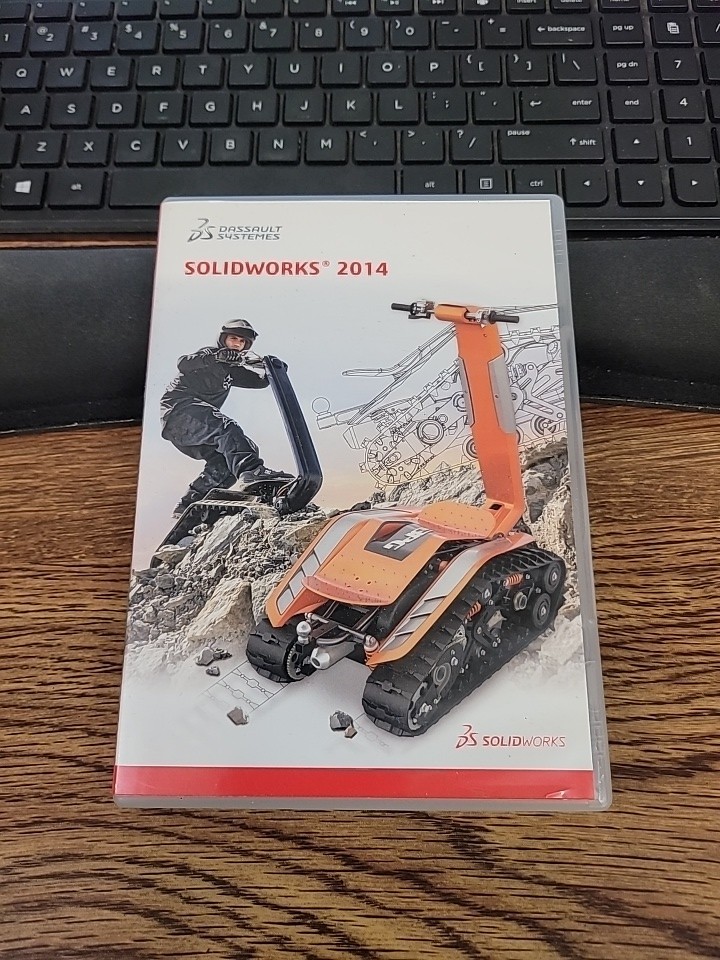 SolidWorks 2014 for Windows. 2 Disc Software with no serial number