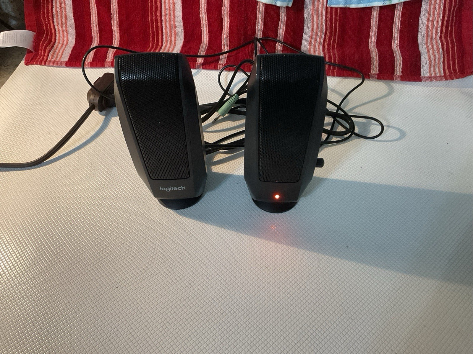 Logitech S120 Black Computer Speakers Tested Working Great Sound