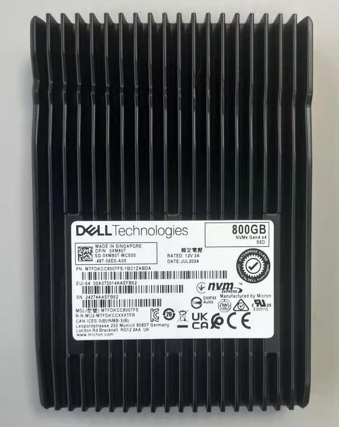 800GB SSD U.3 MICRON 7450 MAX 7mm Gen4 x4 MTFDKCC800TFS -1BC1ZABDA 0XM80T DELL