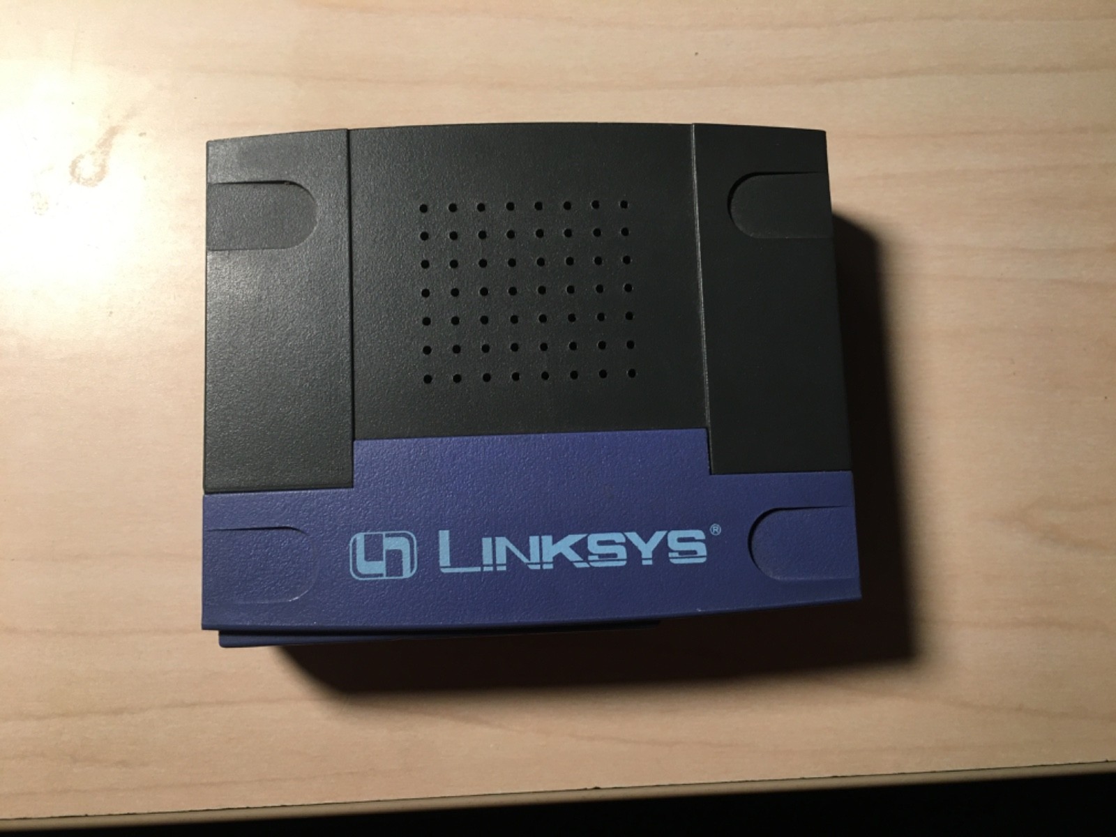 Linksys EFAH05W 10/100 5-Port Workgroup Hub EFAH05W Ver.3 No Cord  