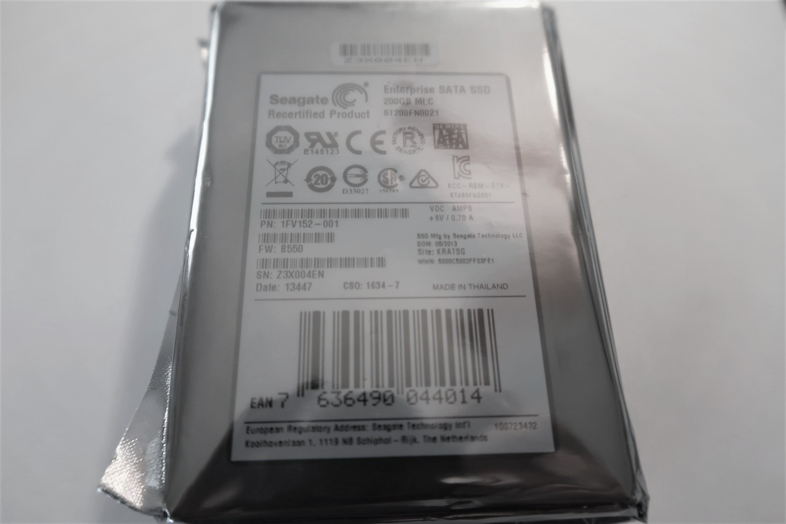 Seagate Enterprise Sata SSD ST200FN0021 200gb MLC 1FV152-001 FW:B550 2.5" 0 hour