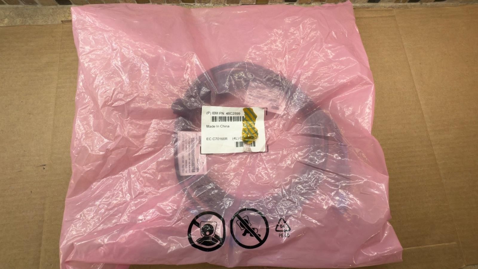 IBM 4M MINI-SAS/MINI-SAS Straight Cable HD SAS 5507 ECBY AE1  46C2900 46C2899