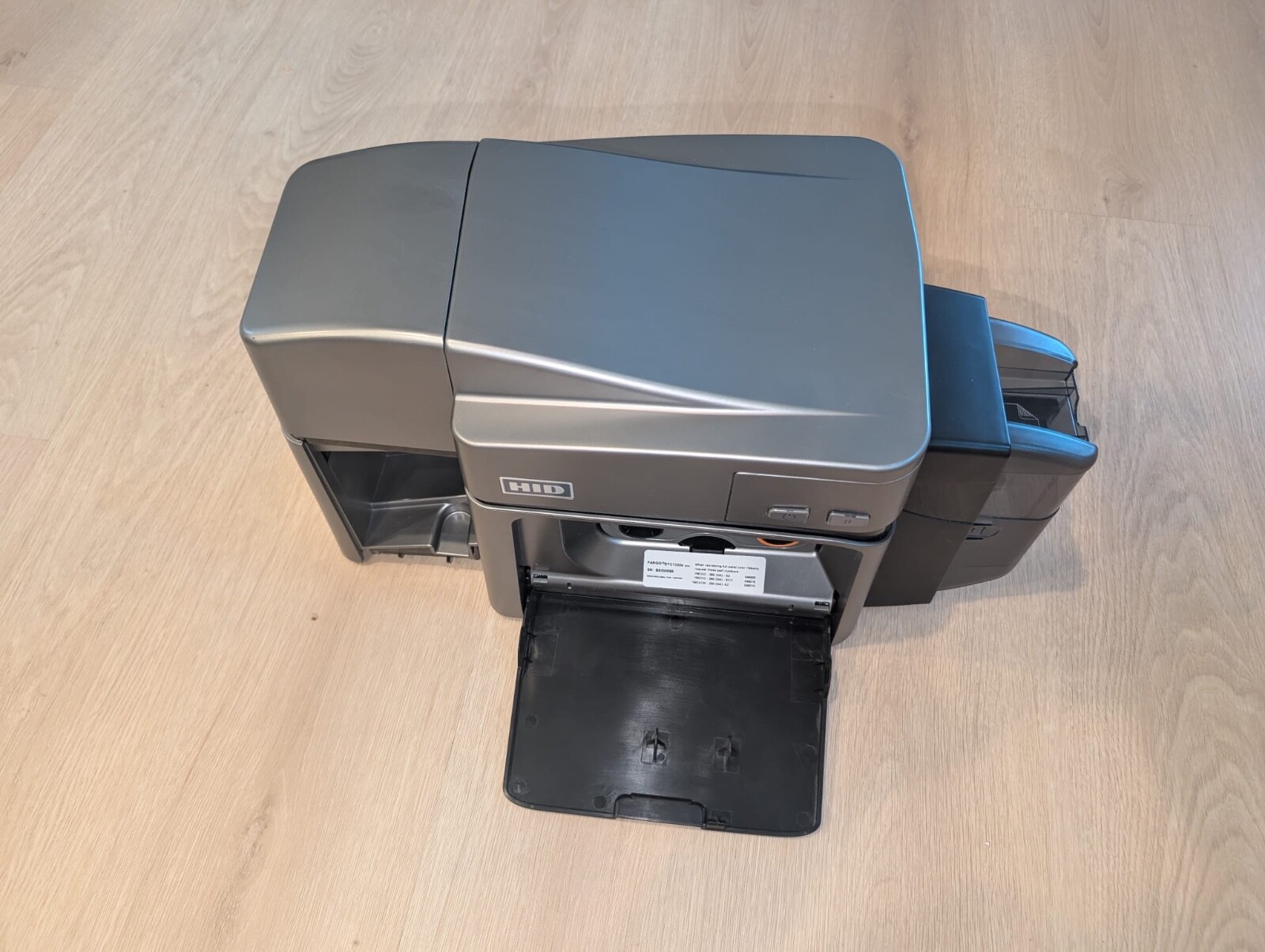 HID Fargo DTC1250e Dual Sided Full Color ID Card Printer USB No Dropped Door